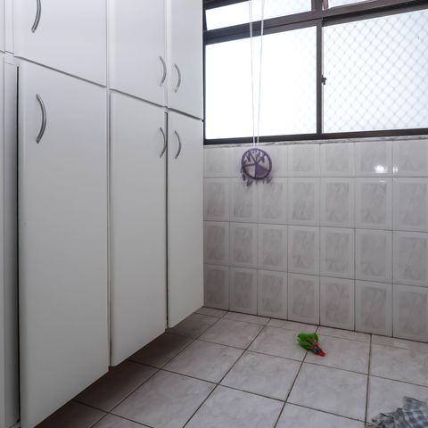 Apartamento à venda com 82m², 3 quartos e 1 vagaÁrea de Serviço