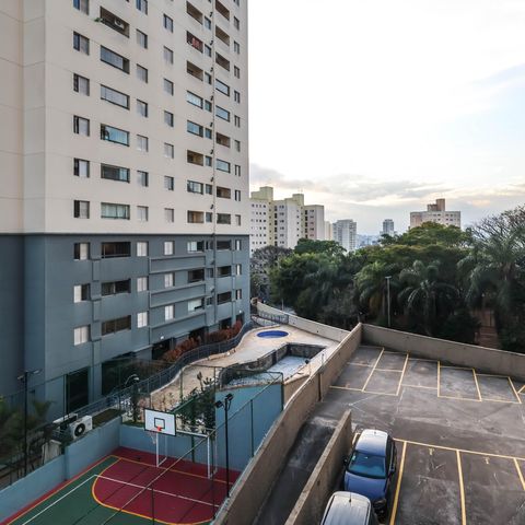Apartamento à venda com 82m², 3 quartos e 1 vagaQuarto 1 - Vista 