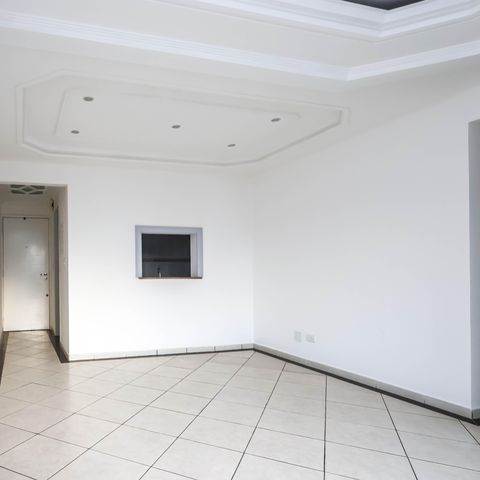 Apartamento à venda com 82m², 3 quartos e 1 vagaSala