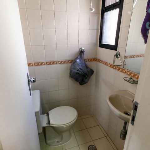 Apartamento à venda com 92m², 3 quartos e 2 vagas Apartamento à venda com 92m², 3 quartos e 2 vagasBanheiro de Serviço