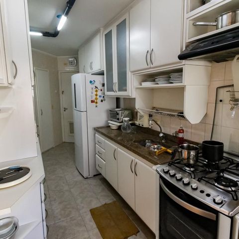 Apartamento à venda com 92m², 3 quartos e 2 vagas Apartamento à venda com 92m², 3 quartos e 2 vagasCozinha