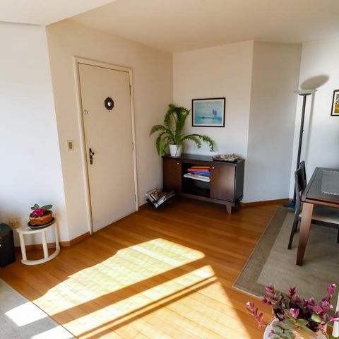 Apartamento à venda com 92m², 3 quartos e 2 vagas Apartamento à venda com 92m², 3 quartos e 2 vagasSala
