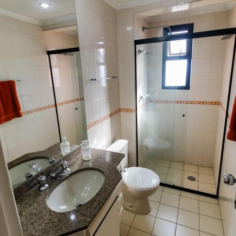 Apartamento à venda com 92m², 3 quartos e 2 vagas Apartamento à venda com 92m², 3 quartos e 2 vagasBanheiro Social
