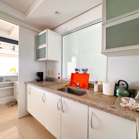Apartamento para alugar com 250m², 4 quartos e 2 vagasCozinha