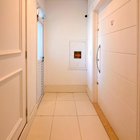 Apartamento para alugar com 250m², 4 quartos e 2 vagasHall social