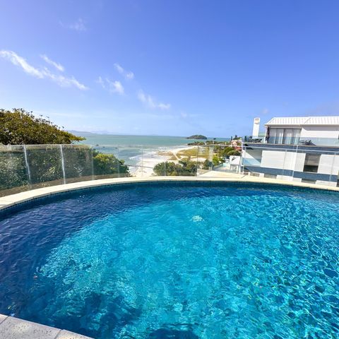 Apartamento para alugar com 250m², 4 quartos e 2 vagasÁrea comum - Piscina