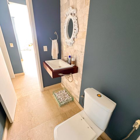 Apartamento para alugar com 250m², 4 quartos e 2 vagasLavabo