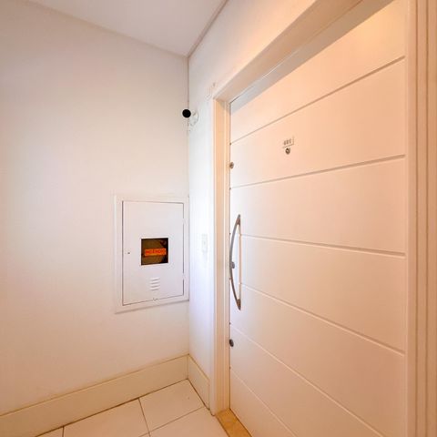 Apartamento para alugar com 250m², 4 quartos e 2 vagasHall social