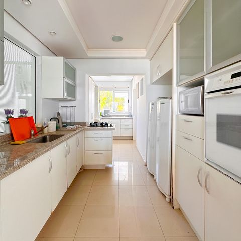 Apartamento para alugar com 250m², 4 quartos e 2 vagasCozinha