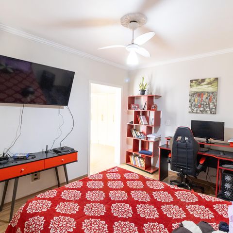 Casa à venda com 223m², 4 quartos e 3 vagas Casa à venda com 223m², 4 quartos e 3 vagasQuarto 2