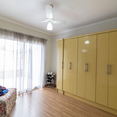 Casa à venda com 223m², 4 quartos e 3 vagas Casa à venda com 223m², 4 quartos e 3 vagasQuarto 2