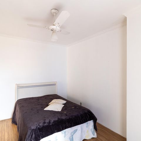 Casa à venda com 223m², 4 quartos e 3 vagas Casa à venda com 223m², 4 quartos e 3 vagasQuarto 1