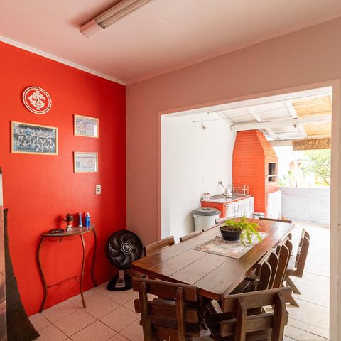 Casa à venda com 223m², 4 quartos e 3 vagas Casa à venda com 223m², 4 quartos e 3 vagasÁrea comum - Churrasqueira