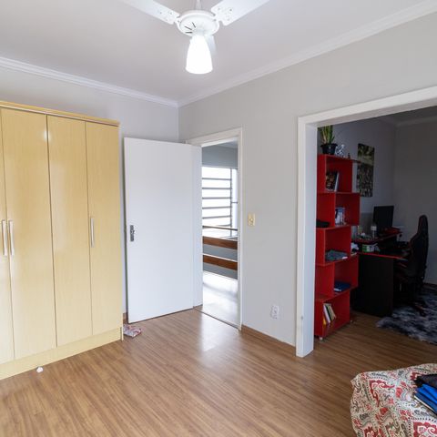 Casa à venda com 223m², 4 quartos e 3 vagas Casa à venda com 223m², 4 quartos e 3 vagasQuarto 2