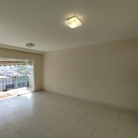 Apartamento à venda com 98m², 3 quartos e 1 vaga Apartamento à venda com 98m², 3 quartos e 1 vagaSala
