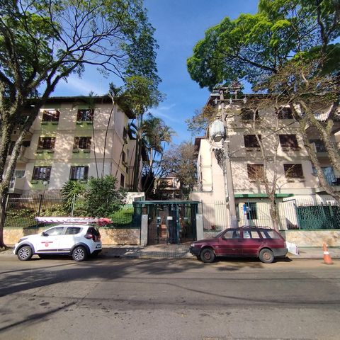 Apartamento à venda com 98m², 3 quartos e 1 vaga Apartamento à venda com 98m², 3 quartos e 1 vagaFachada e portaria
