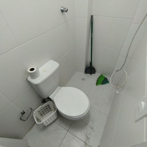 Apartamento à venda com 98m², 3 quartos e 1 vaga Apartamento à venda com 98m², 3 quartos e 1 vagaBanheiro de serviço