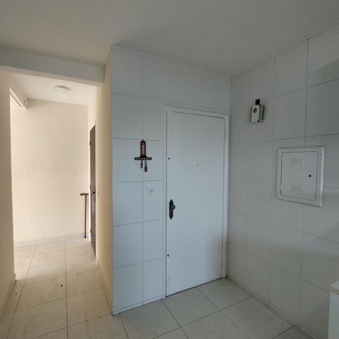 Apartamento à venda com 98m², 3 quartos e 1 vaga Apartamento à venda com 98m², 3 quartos e 1 vagaCozinha - Armários