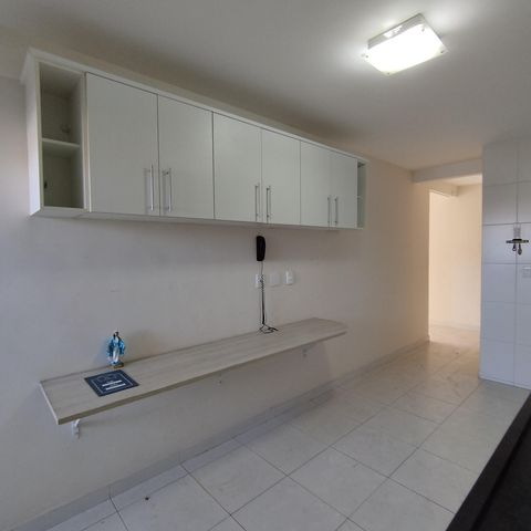 Apartamento à venda com 98m², 3 quartos e 1 vaga Apartamento à venda com 98m², 3 quartos e 1 vagaCozinha - Armários