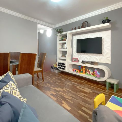 Casa à venda com 62m², 2 quartos e 1 vaga Casa à venda com 62m², 2 quartos e 1 vagaSala