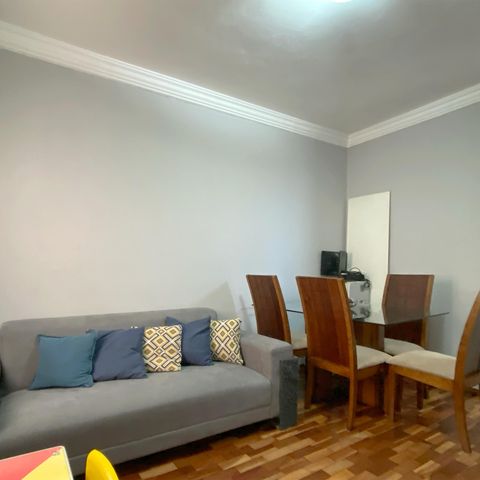 Casa à venda com 62m², 2 quartos e 1 vaga Casa à venda com 62m², 2 quartos e 1 vagaSala