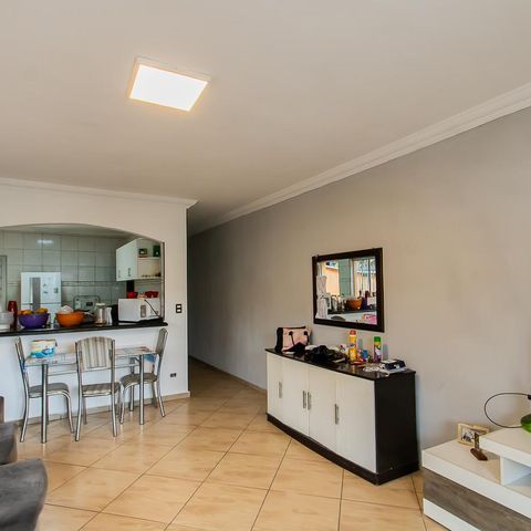 Casa à venda com 147m², 2 quartos e 1 vaga Casa à venda com 147m², 2 quartos e 1 vagaSala