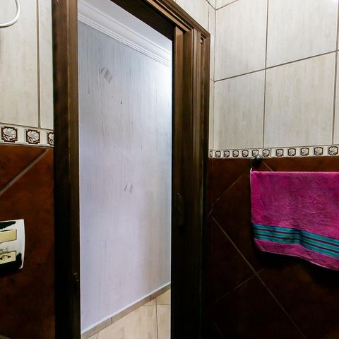 Casa à venda com 147m², 2 quartos e 1 vaga Casa à venda com 147m², 2 quartos e 1 vagaBanheiro Social