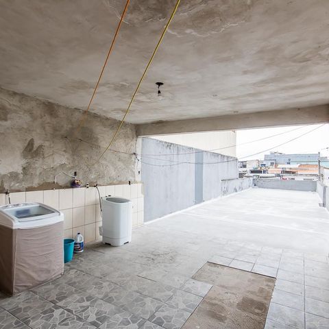 Casa à venda com 147m², 2 quartos e 1 vaga Casa à venda com 147m², 2 quartos e 1 vagaÁrea de Serviço