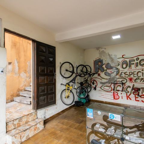 Casa à venda com 147m², 2 quartos e 1 vaga Casa à venda com 147m², 2 quartos e 1 vagaGaragem