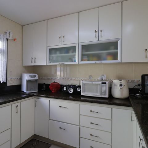 Casa à venda com 209m², 3 quartos e 7 vagasCozinha