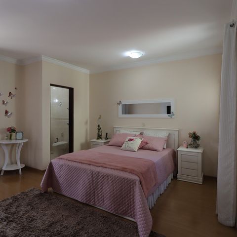 Casa à venda com 209m², 3 quartos e 7 vagasSuíte 3