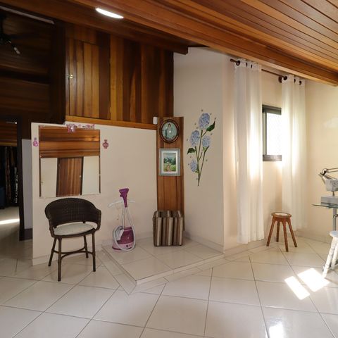 Casa à venda com 209m², 3 quartos e 7 vagasAteliê