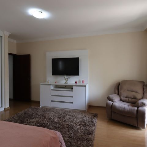 Casa à venda com 209m², 3 quartos e 7 vagasSuíte 3