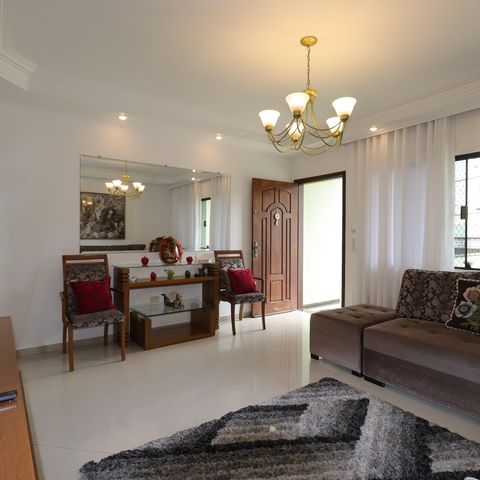 Casa à venda com 209m², 3 quartos e 7 vagasSala