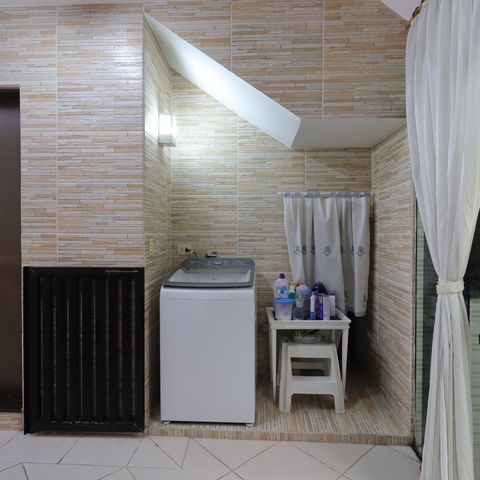 Casa à venda com 209m², 3 quartos e 7 vagasÁrea de Serviço