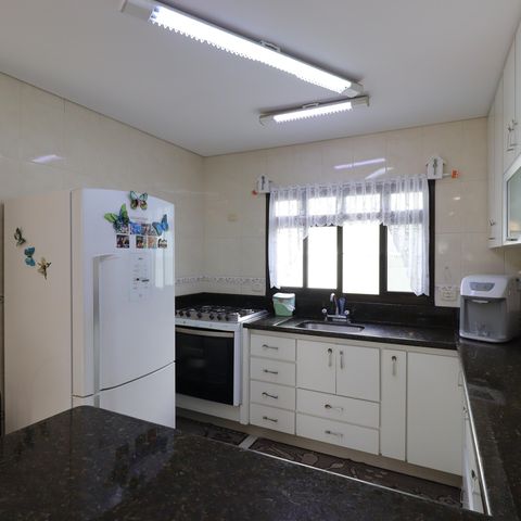Casa à venda com 209m², 3 quartos e 7 vagasCozinha