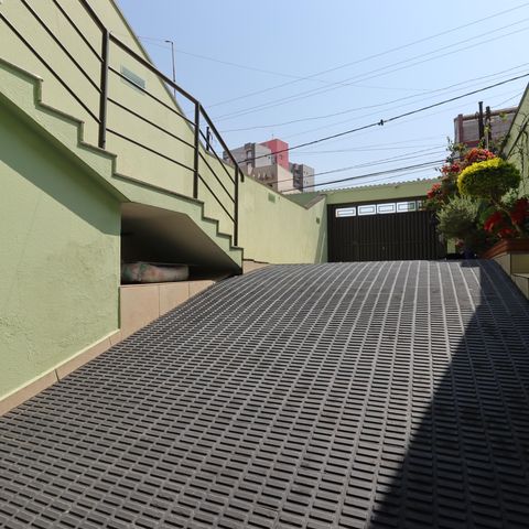 Casa à venda com 209m², 3 quartos e 7 vagasRampa da Garagem