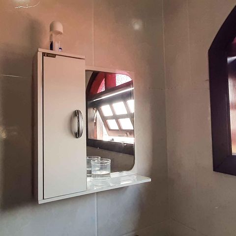 Casa à venda com 260m², 5 quartos e 2 vagas Casa à venda com 260m², 5 quartos e 2 vagasBanheiro da Suíte 2
