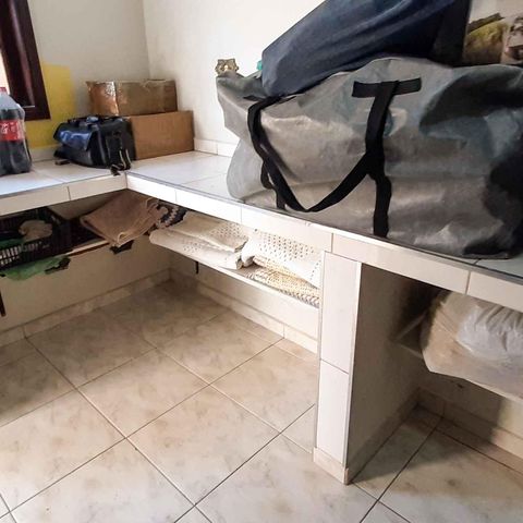 Casa à venda com 260m², 5 quartos e 2 vagas Casa à venda com 260m², 5 quartos e 2 vagasEdícula