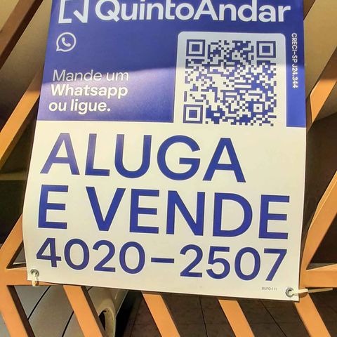 Casa à venda com 260m², 5 quartos e 2 vagas Casa à venda com 260m², 5 quartos e 2 vagasPlaca