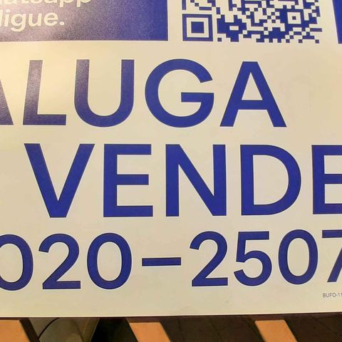 Casa à venda com 260m², 5 quartos e 2 vagas Casa à venda com 260m², 5 quartos e 2 vagasPlaca