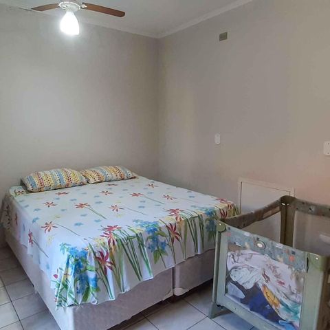 Casa à venda com 260m², 5 quartos e 2 vagas Casa à venda com 260m², 5 quartos e 2 vagasQuarto 2