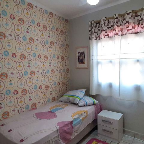 Casa à venda com 260m², 5 quartos e 2 vagas Casa à venda com 260m², 5 quartos e 2 vagasQuarto 1