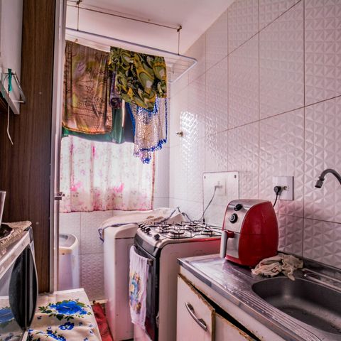 Apartamento à venda com 42m², 2 quartos e 1 vaga Apartamento à venda com 42m², 2 quartos e 1 vagaCozinha e Área de Serviço
