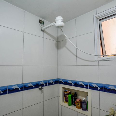 Apartamento à venda com 42m², 2 quartos e 1 vaga Apartamento à venda com 42m², 2 quartos e 1 vagaBanheiro