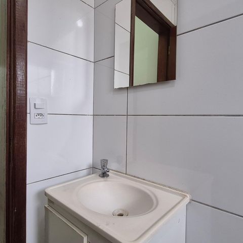 Apartamento à venda com 49m², 2 quartos e 1 vaga Apartamento à venda com 49m², 2 quartos e 1 vagaBanheiro