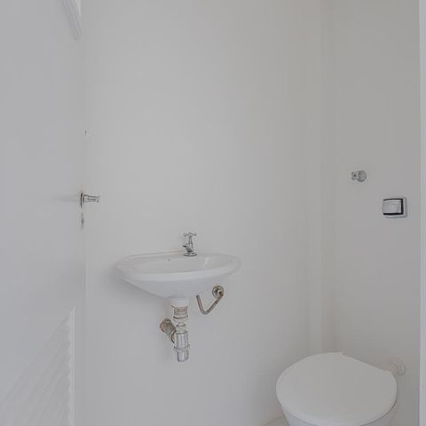Apartamento para alugar com 157m², 3 quartos e sem vagaBanheiro de Serviço
