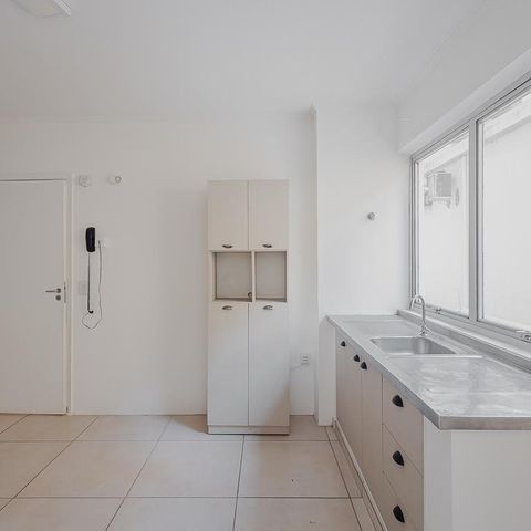 Apartamento para alugar com 157m², 3 quartos e sem vagaCozinha