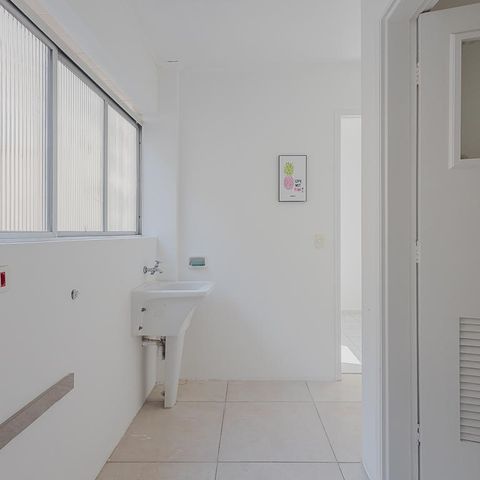 Apartamento para alugar com 157m², 3 quartos e sem vagaÁrea de Serviço