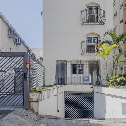 Apartamento para alugar com 157m², 3 quartos e sem vagaFachada